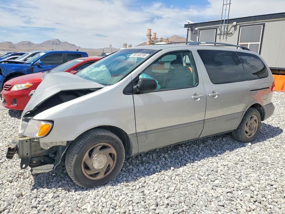 Photo 1 from auction – 2001 TOYOTA SIENNA with VIN 4T3ZF13C41U399378