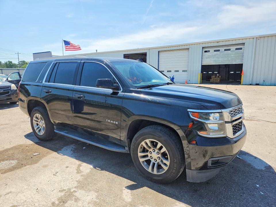 Photo 4 from auction – 2017 CHEVROLET TAHOE with VIN 1GNSCBKC1HR391824