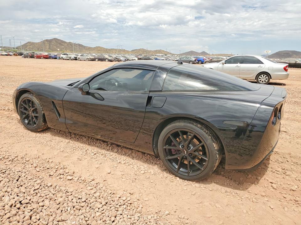 Photo 2 from auction – 2005 CHEVROLET CORVETTE with VIN 1G1YY24UX55133680