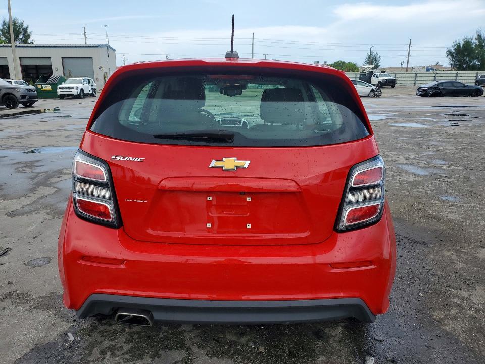 Photo 6 from auction – 2020 CHEVROLET SONIC with VIN 1G1JG6SB6L4122062