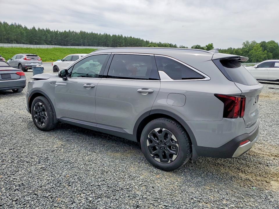 Photo 2 from auction – 2026 KIA SORENTO with VIN 5XYRL4JCXTG412729