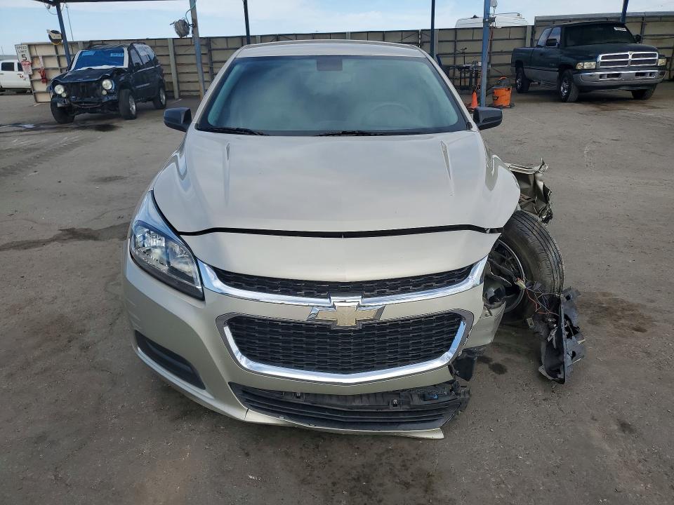 Photo 5 from auction – 2015 CHEVROLET MALIBU with VIN 1G11B5SLXFF200871