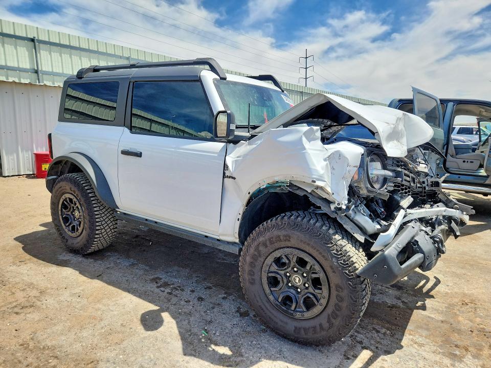 Photo 4 from auction – 2023 FORD BRONCO with VIN 1FMDE5CP4PLB32949