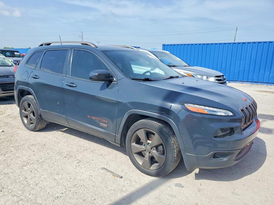 Снимка 4 от търг – 2016 JEEP CHEROKEE с VIN 1C4PJLCB2GW346357