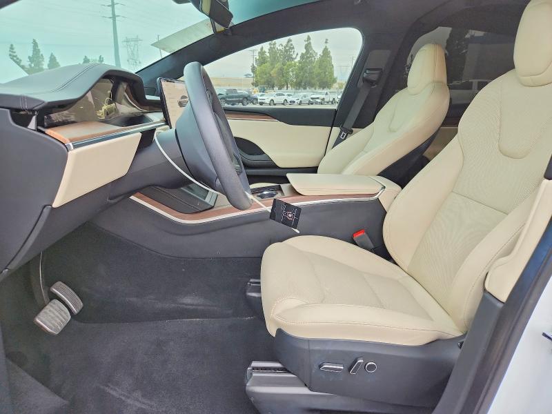 Снимка 7 от търг – 2023 TESLA MODEL X с VIN 7SAXCDE52PF403526