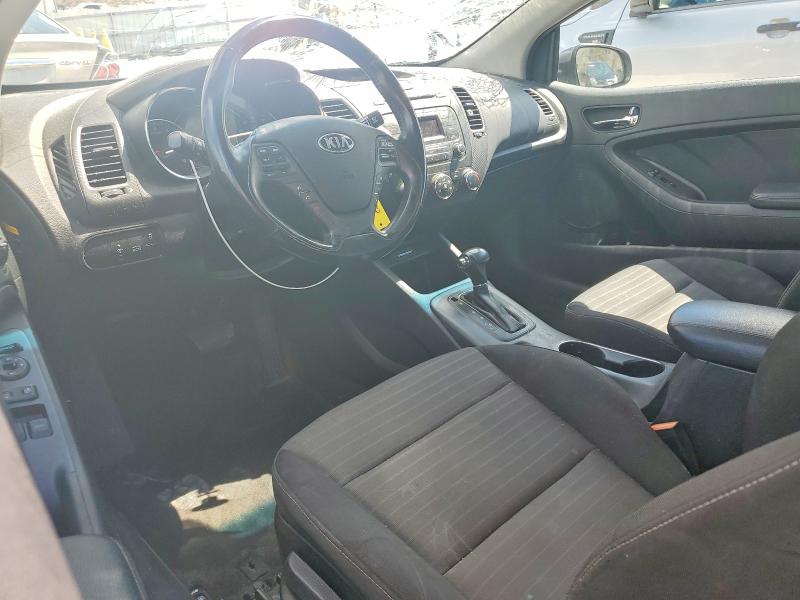 Снимка 8 от търг – 2015 KIA FORTE с VIN KNAFX6A80F5405572