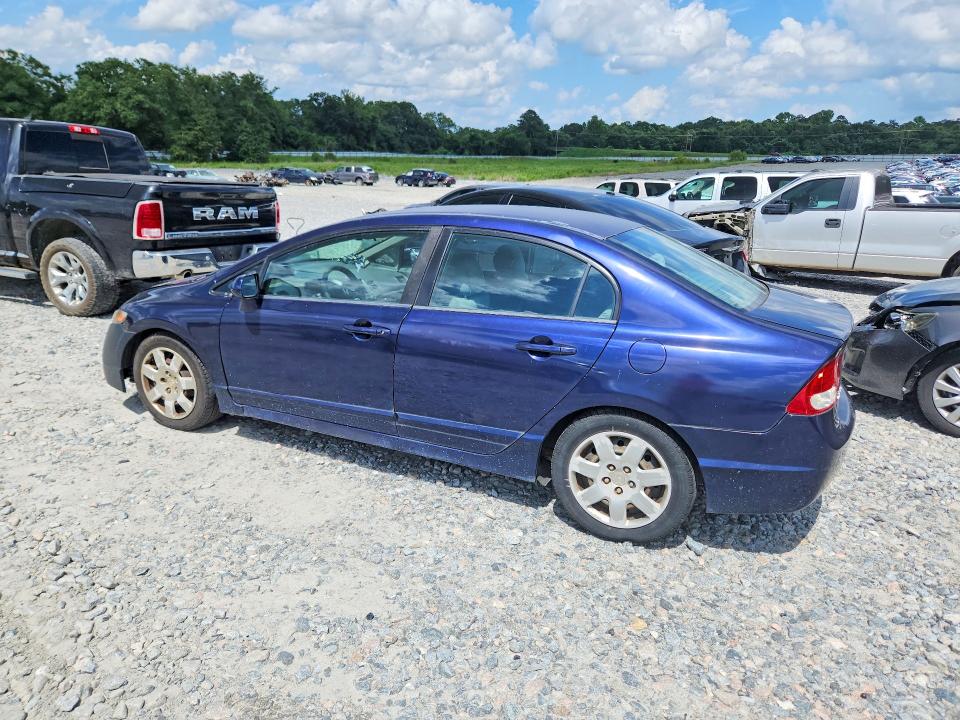 Photo 2 from auction – 2010 HONDA CIVIC with VIN 2HGFA1F52AH567910