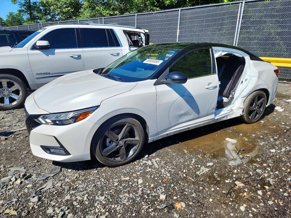 NISSAN SENTRA 2022 with VIN 3N1AB8DV3NY312946 - Photo from auction