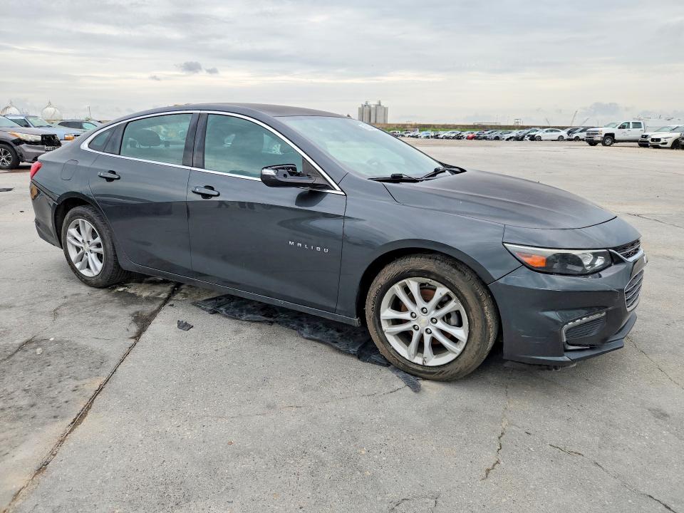 Photo 4 from auction – 2017 CHEVROLET MALIBU with VIN 1G1ZE5ST6HF214814