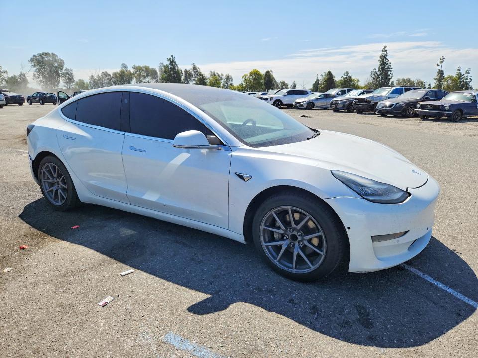 Photo 4 from auction – 2020 TESLA MODEL 3 with VIN 5YJ3E1EA5LF669876