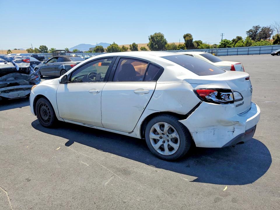 Photo 2 from auction – 2010 MAZDA 3 with VIN JM1BL1SF2A1271175