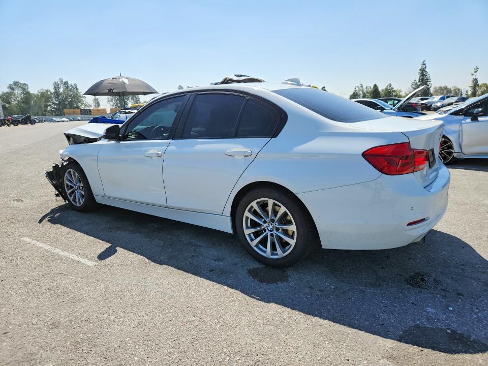 Photo 2 from auction – 2016 BMW 320 with VIN WBA8E1G50GNU10433