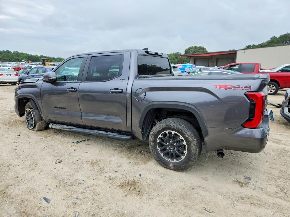 Photo 2 from auction – 2024 TOYOTA TUNDRA with VIN 5TFLA5DB0RX221198