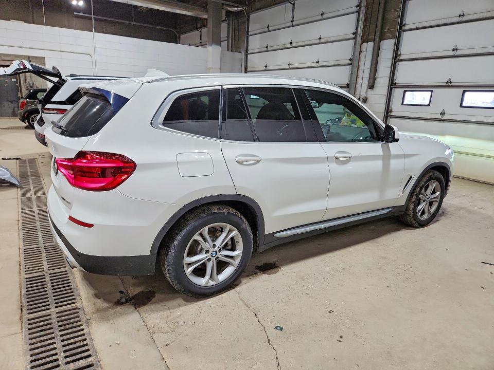 Photo 3 from auction – 2019 BMW X3 with VIN 5UXTR9C59KLP96441