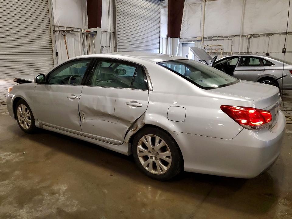 Photo 2 from auction – 2011 TOYOTA AVALON with VIN 4T1BK3DB7BU400631