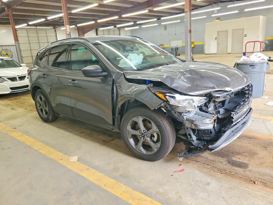 Photo 4 from auction – 2025 FORD ESCAPE with VIN 1FMCU0MN6SUA09820