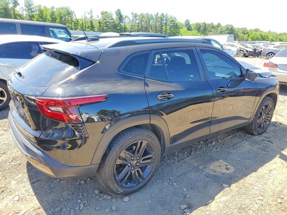 Photo 3 from auction – 2024 CHEVROLET TRAX with VIN KL77LKE25RC202305