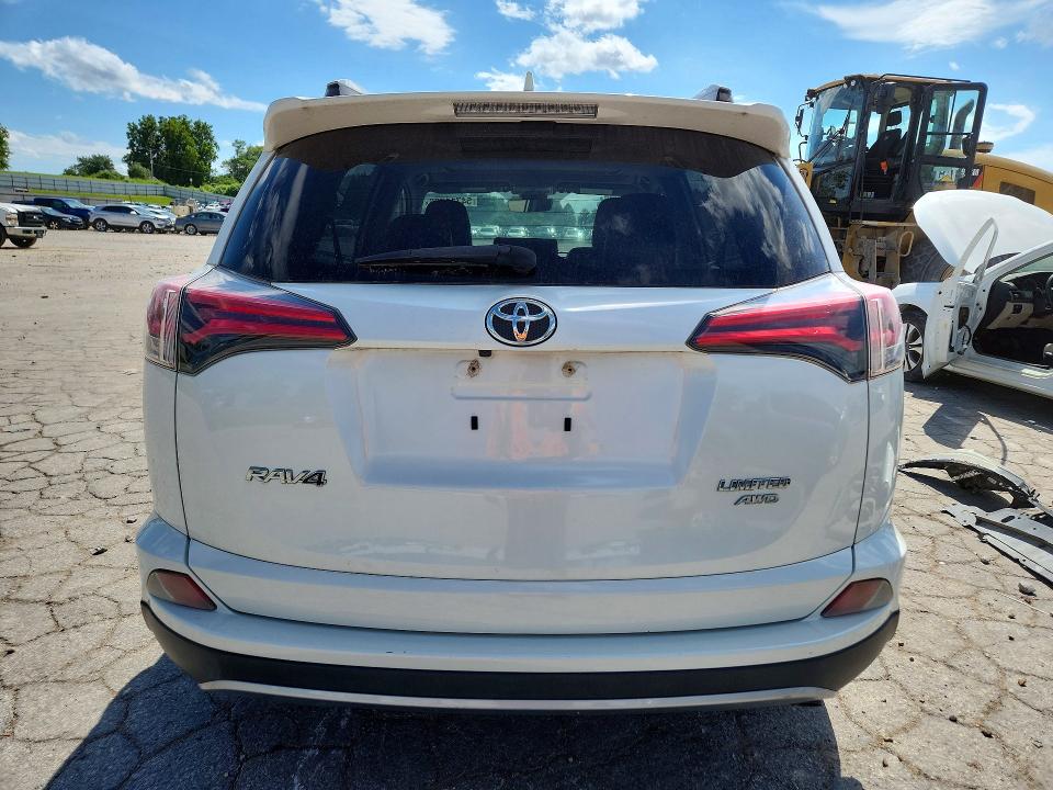 Снимка 6 от търг – 2018 TOYOTA RAV4 с VIN JTMDFREV0JJ738370