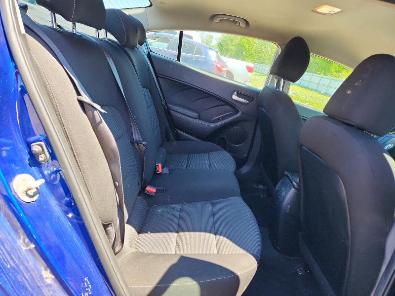 Photo 10 from auction – 2018 KIA FORTE with VIN 3KPFK4A73JE245844