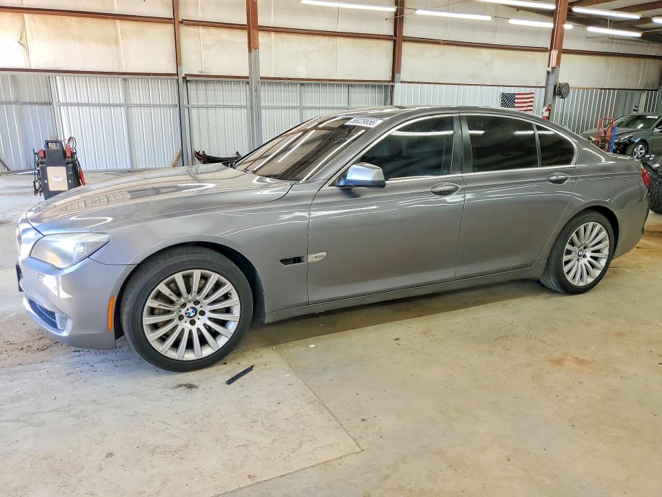 BMW 750 2012 with VIN WBAKC6C5XCC396027 - Photo from auction