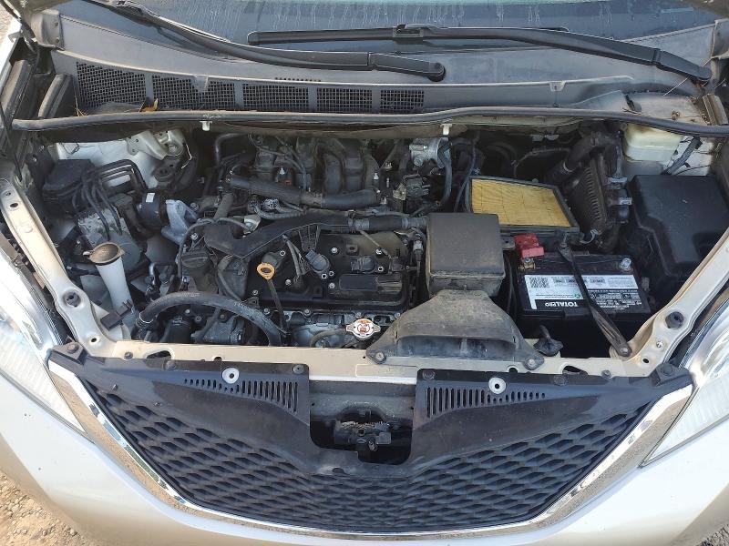 Photo 12 from auction – 2017 TOYOTA SIENNA with VIN 5TDKZ3DC3HS789757