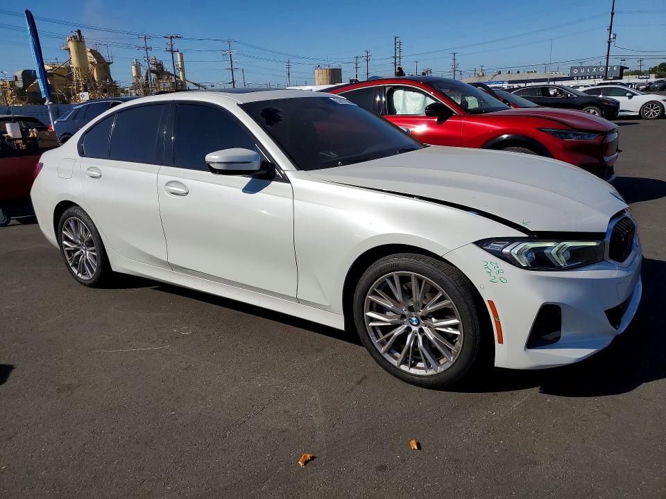 Photo 4 from auction – 2023 BMW 330I with VIN 3MW69FF03P8D23739