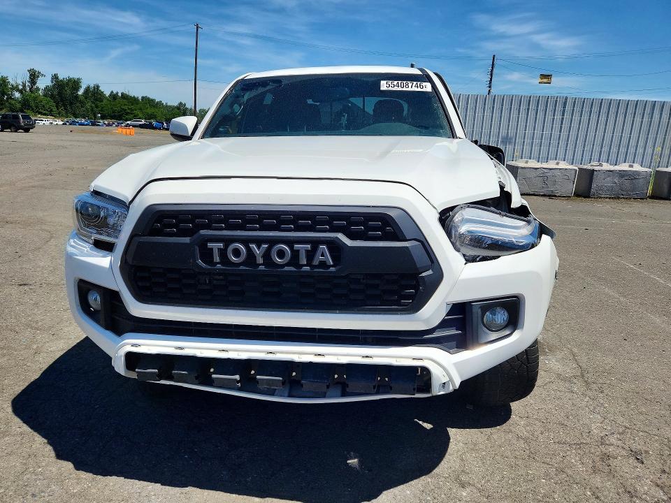 Photo 5 from auction – 2017 TOYOTA TACOMA with VIN 3TMCZ5AN5HM076848