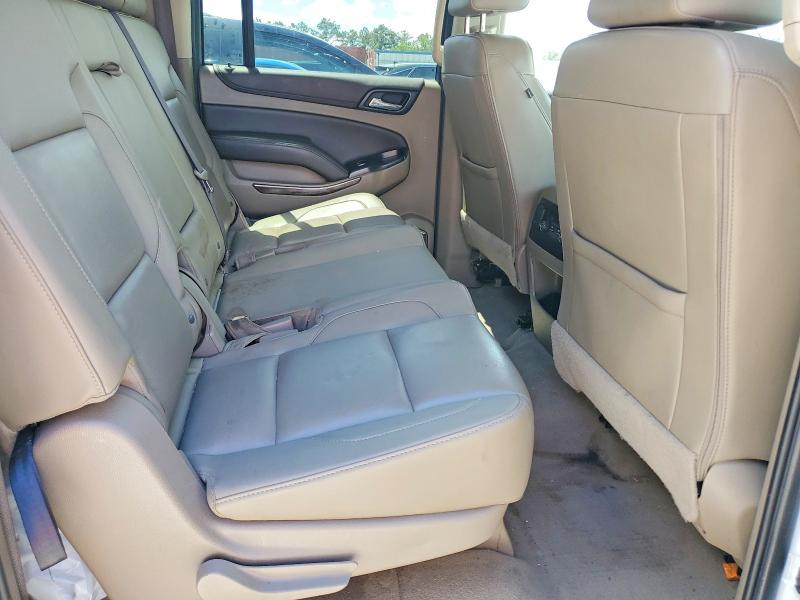 Photo 11 from auction – 2019 CHEVROLET SUBURBAN with VIN 1GNSCHKCXKR178204