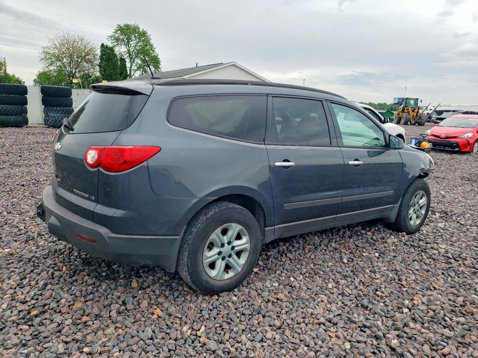 Photo 3 from auction – 2011 CHEVROLET TRAVERSE with VIN 1GNKVFED0BJ344621