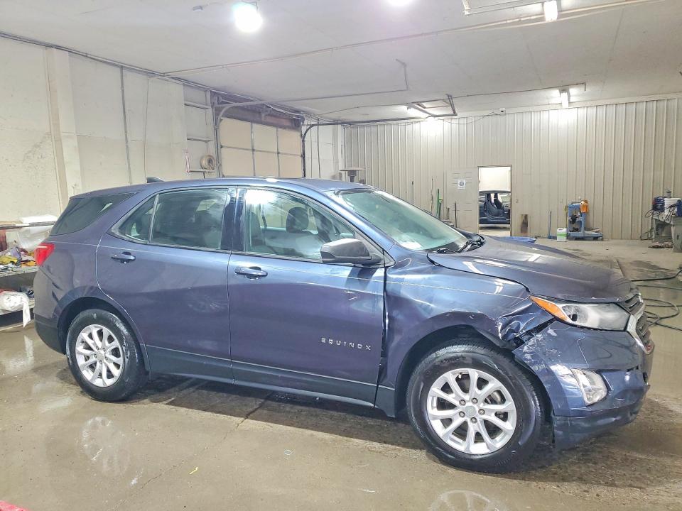 Photo 4 from auction – 2018 CHEVROLET EQUINOX with VIN 3GNAXHEV5JS540979