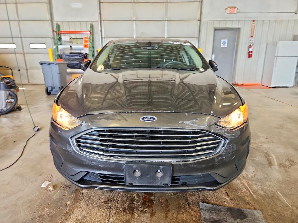 Photo 5 from auction – 2020 FORD FUSION with VIN 3FA6P0HD0LR112059
