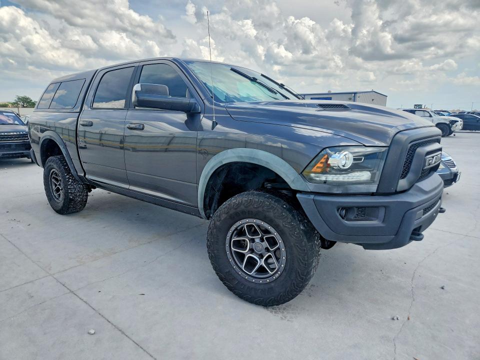 Photo 4 from auction – 2016 RAM 1500 with VIN 1C6RR7YT2GS357495
