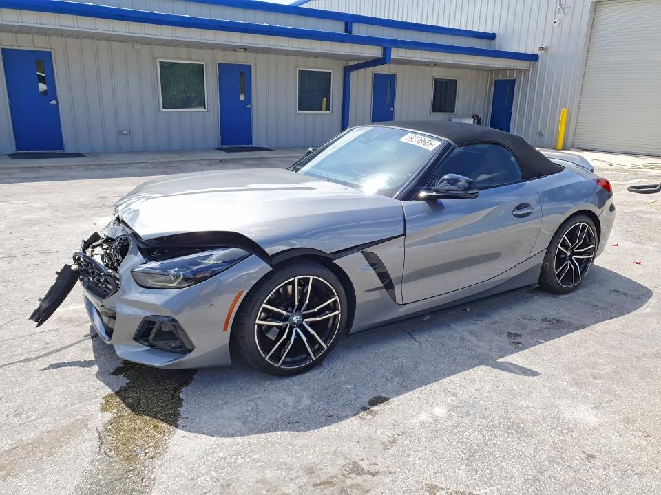 Photo 1 from auction – 2023 BMW Z4 with VIN WBAHF3C03PWY12718
