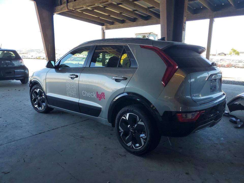 Photo 2 from auction – 2023 KIA NIRO with VIN KNDCR3L14P5029734