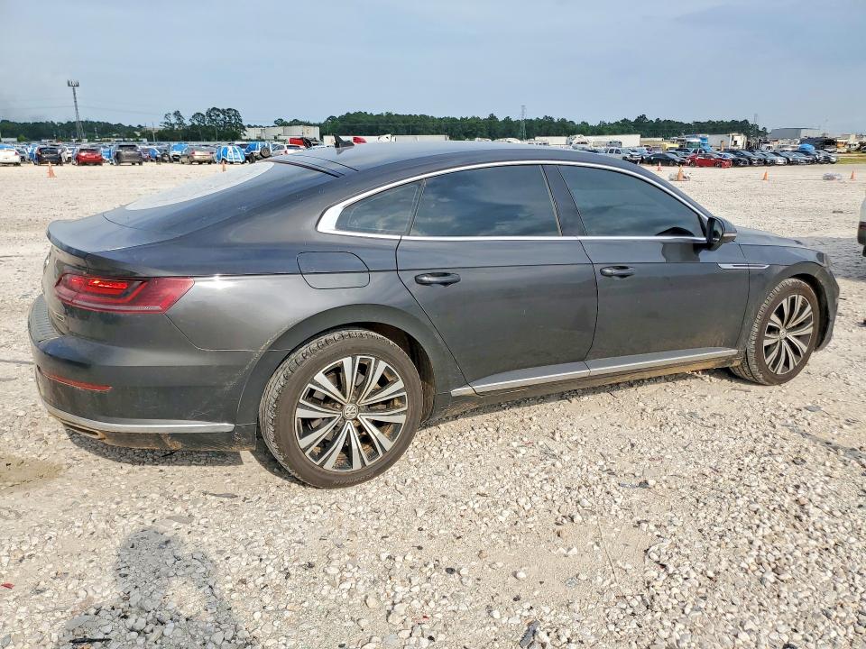Photo 3 from auction – 2019 VOLKSWAGEN ARTEON with VIN WVWBR7AN8KE000884