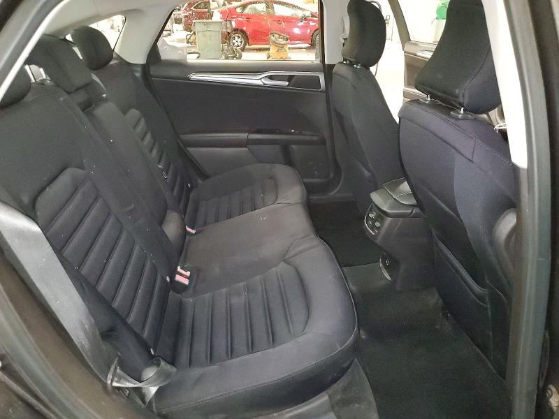 Photo 10 from auction – 2015 FORD FUSION with VIN 3FA6P0LU1FR199305