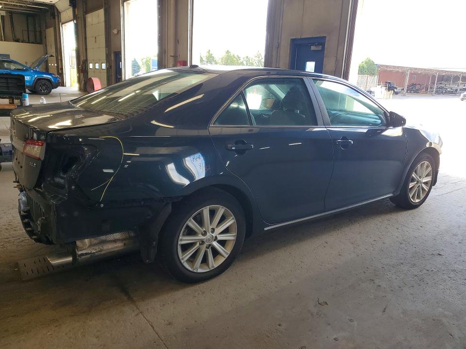 Photo 3 from auction – 2014 TOYOTA CAMRY with VIN 4T1BF1FK1EU776493