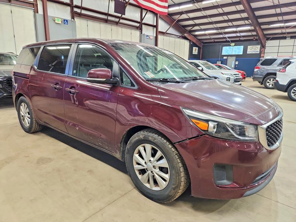 Photo 4 from auction – 2017 KIA SEDONA with VIN KNDMB5C16H6308506