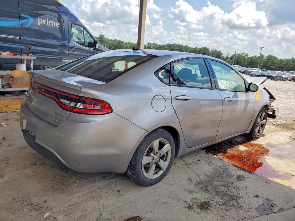 Photo 3 from auction – 2015 DODGE DART with VIN 1C3CDFBBXFD307135