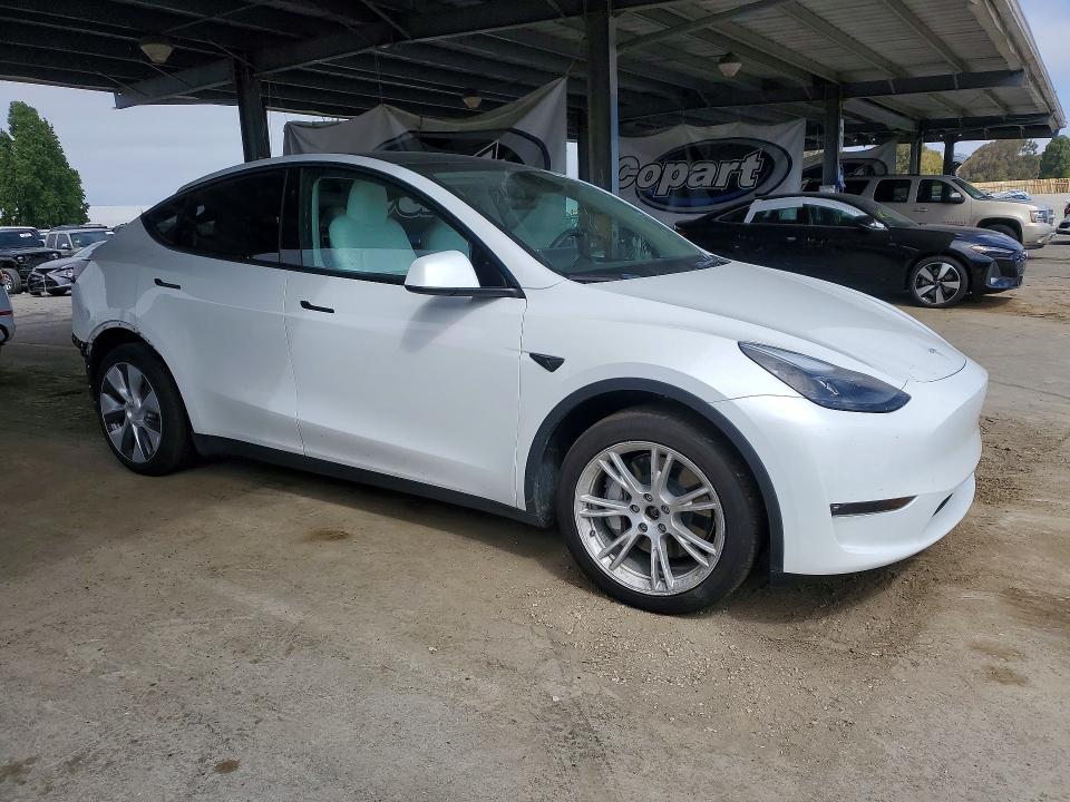Photo 4 from auction – 2023 TESLA MODEL Y with VIN 7SAYGAEE8PF933507