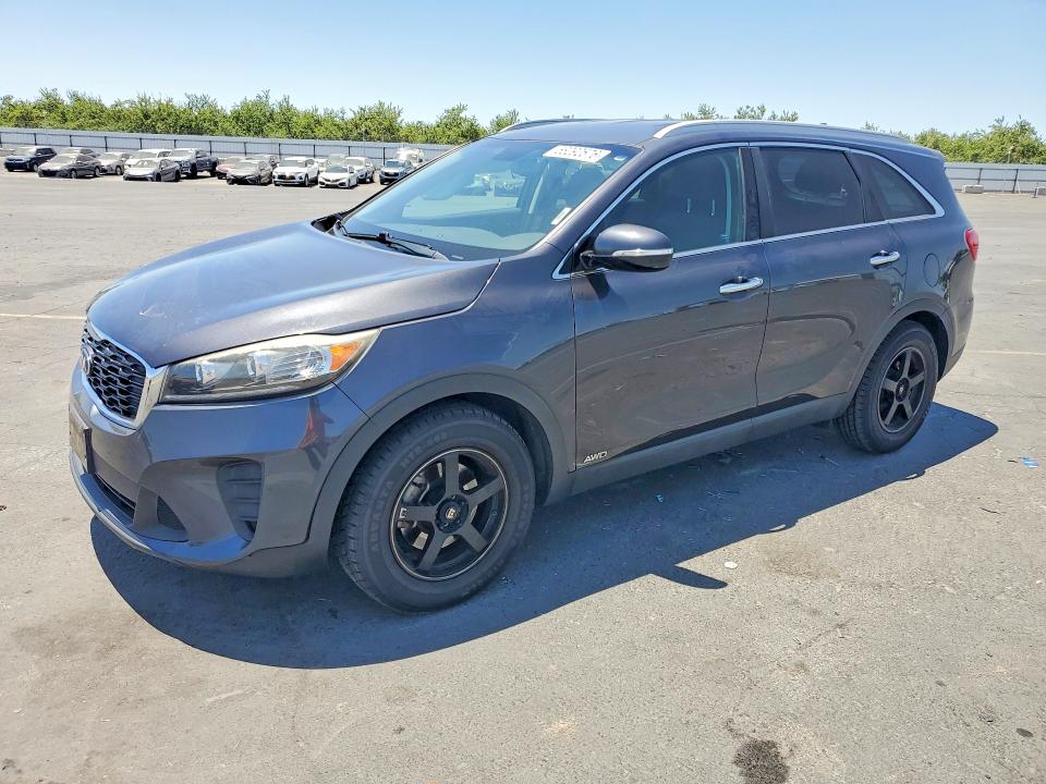 KIA SORENTO 2019 with VIN 5XYPGDA35KG438780 - Photo from auction