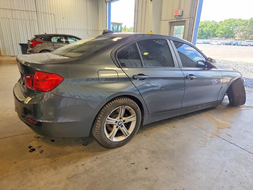 Photo 3 from auction – 2015 BMW 320 with VIN WBA3B1G56FNT64107