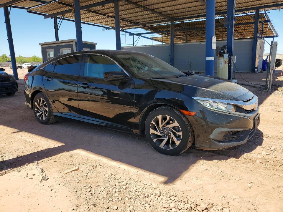 Photo 4 from auction – 2016 HONDA CIVIC with VIN 2HGFC2F71GH517980