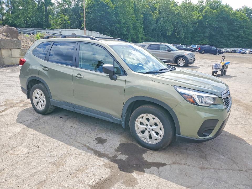 Photo 4 from auction – 2019 SUBARU FORESTER with VIN JF2SKACCXKH482903