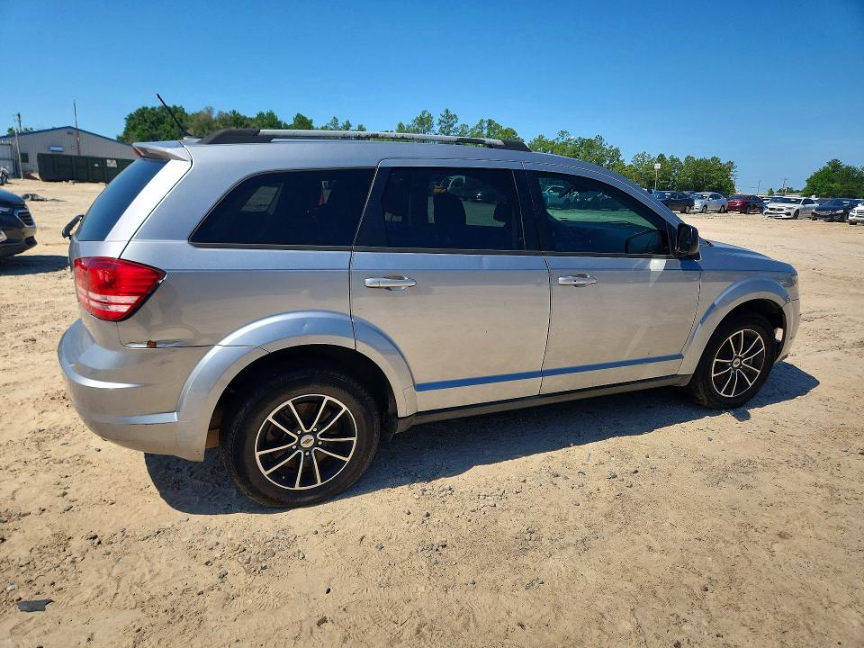 Photo 3 from auction – 2018 DODGE JOURNEY with VIN 3C4PDCAB7JT156139