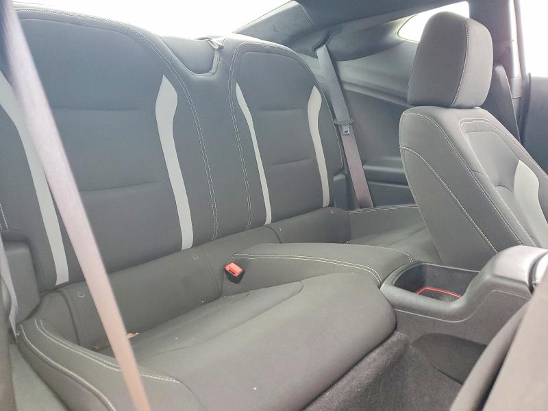 Photo 10 from auction – 2019 CHEVROLET CAMARO with VIN 1G1FB1RX5K0149963