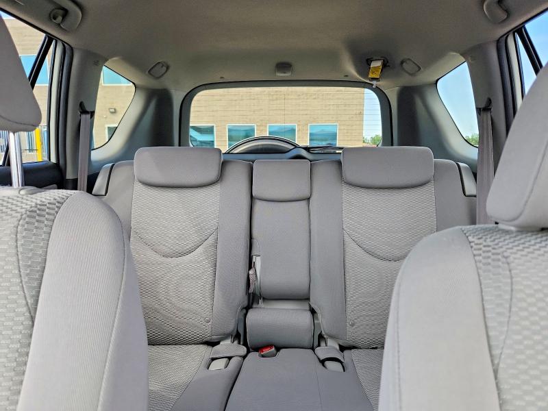 Photo 10 from auction – 2006 TOYOTA RAV4 with VIN JTMBK31V165002334