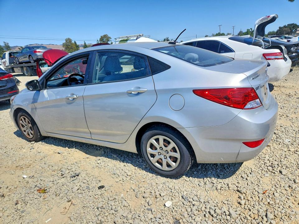 Photo 2 from auction – 2013 HYUNDAI ACCENT with VIN KMHCT4AE0DU550797
