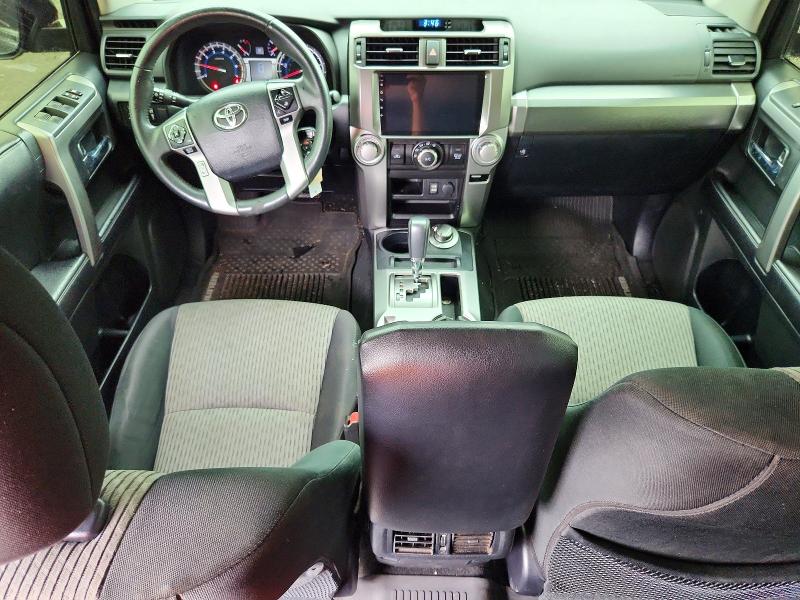 Photo 8 from auction – 2018 TOYOTA 4RUNNER with VIN JTEBU5JR6J5507024