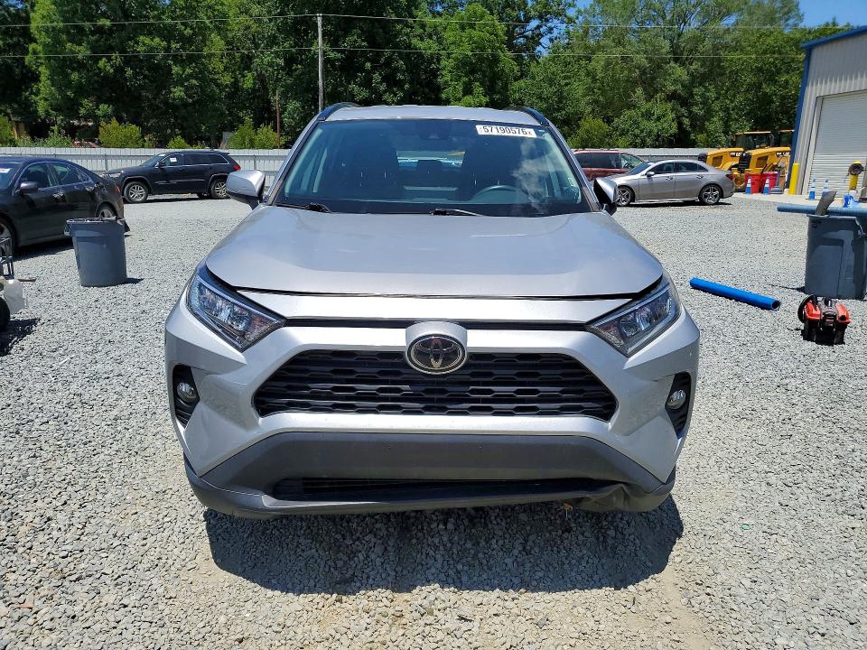 Photo 5 from auction – 2020 TOYOTA RAV4 with VIN 2T3W1RFV3LC038175